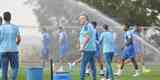 Fotos do primeiro treino de Abel Braga na Toca da Raposa II. Tcnico foi apresentado pelo Cruzeiro neste sbado e dirigir a equipe na segunda, s 20h, diante do Gois, no Serra Dourada, pela 22 rodada do Campeonato Brasileiro