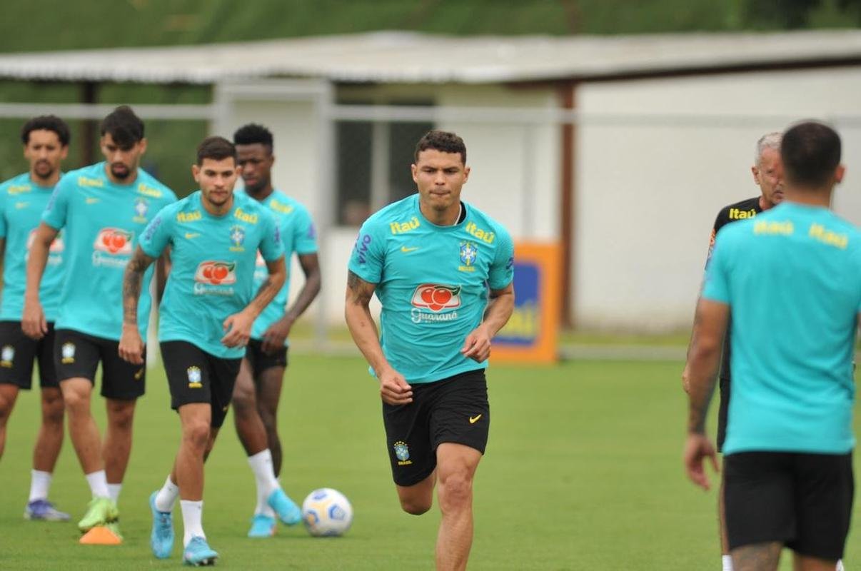 Seleo Brasileira concluiu na Toca da Raposa II, CT do Cruzeiro, em BH, a preparao para enfrentar o Paraguai no Mineiro pelas Eliminatrias da Copa do Mundo do Catar