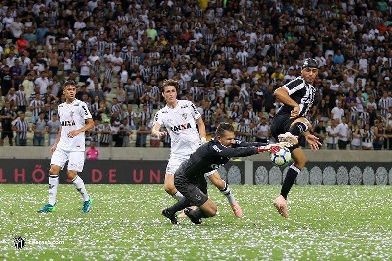 No Castelo, o Atltico perdeu por 2 a 1 para o Cear, em jogo da 31 rodada do Brasileiro