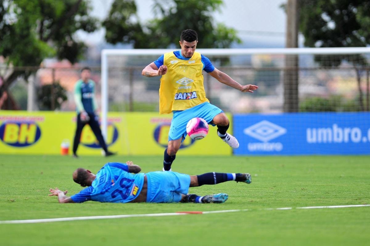 Fotos do treino do Cruzeiro desta quarta-feira (31/1), na Toca II (Ramon Lisboa/EM D.A Press)