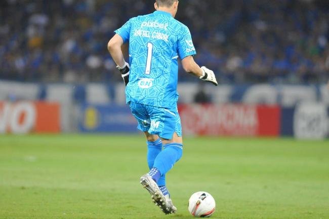 As melhores fotos do jogo entre Cruzeiro e Operrio-PR, no Mineiro, em Belo Horizonte, pela 29 rodada da Srie B do Brasileiro