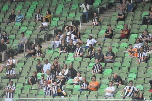 Fotos da vitria do Atltico sobre o Cear, por 2 a 1, no Independncia, com gols de Otero e Luan. Thiago Gallhardo descontou para os cearenses