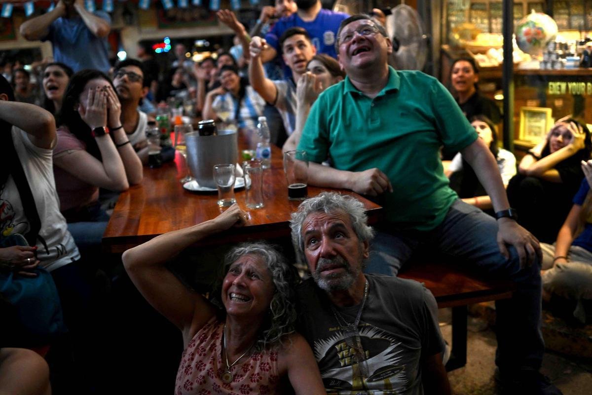 Classificao para a final do Mundial levou uma multido s ruas de Buenos Aires para festejar