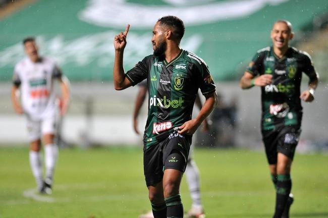 Fotos de Amrica x Athletic, no Independncia, pelo Campeonato Mineiro