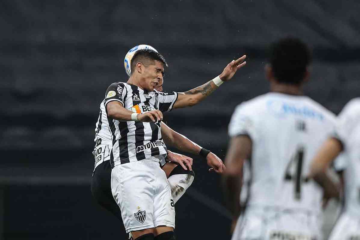 Atltico venceu o Corinthians por 2 a 1
