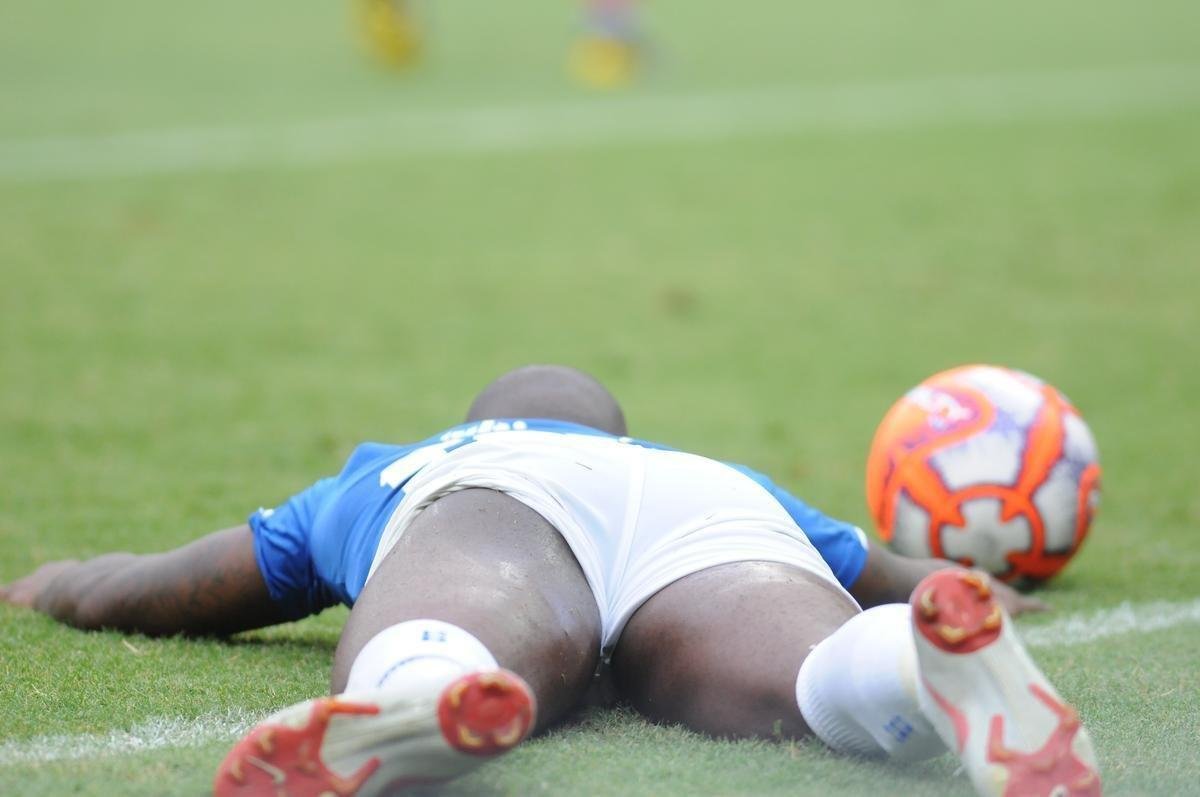 Fotos do jogo entre Cruzeiro e Tombense, no Mineiro, pela nona rodada do Campeonato Mineiro