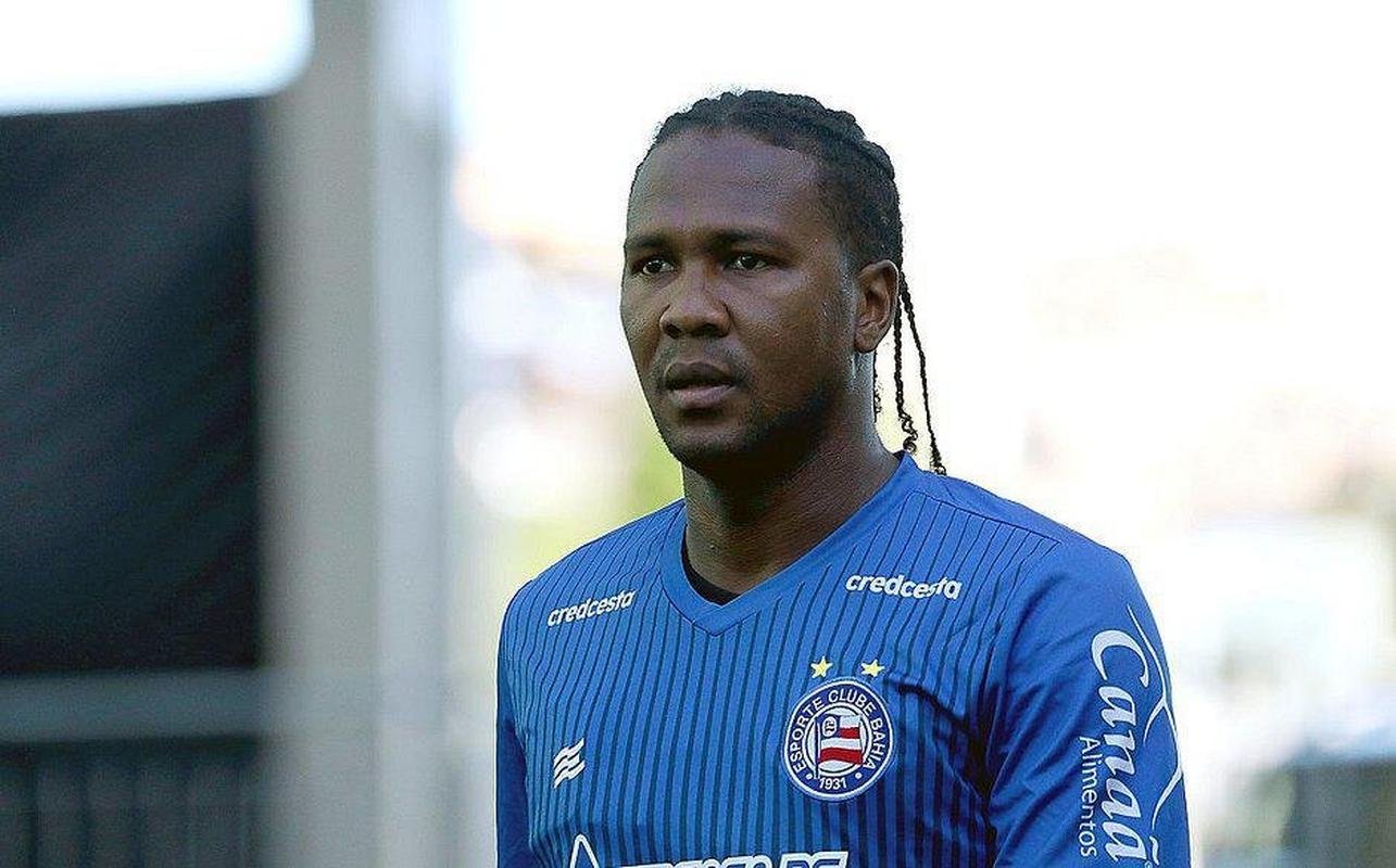 Rodallega - 36 anos - atacante do Bahia
