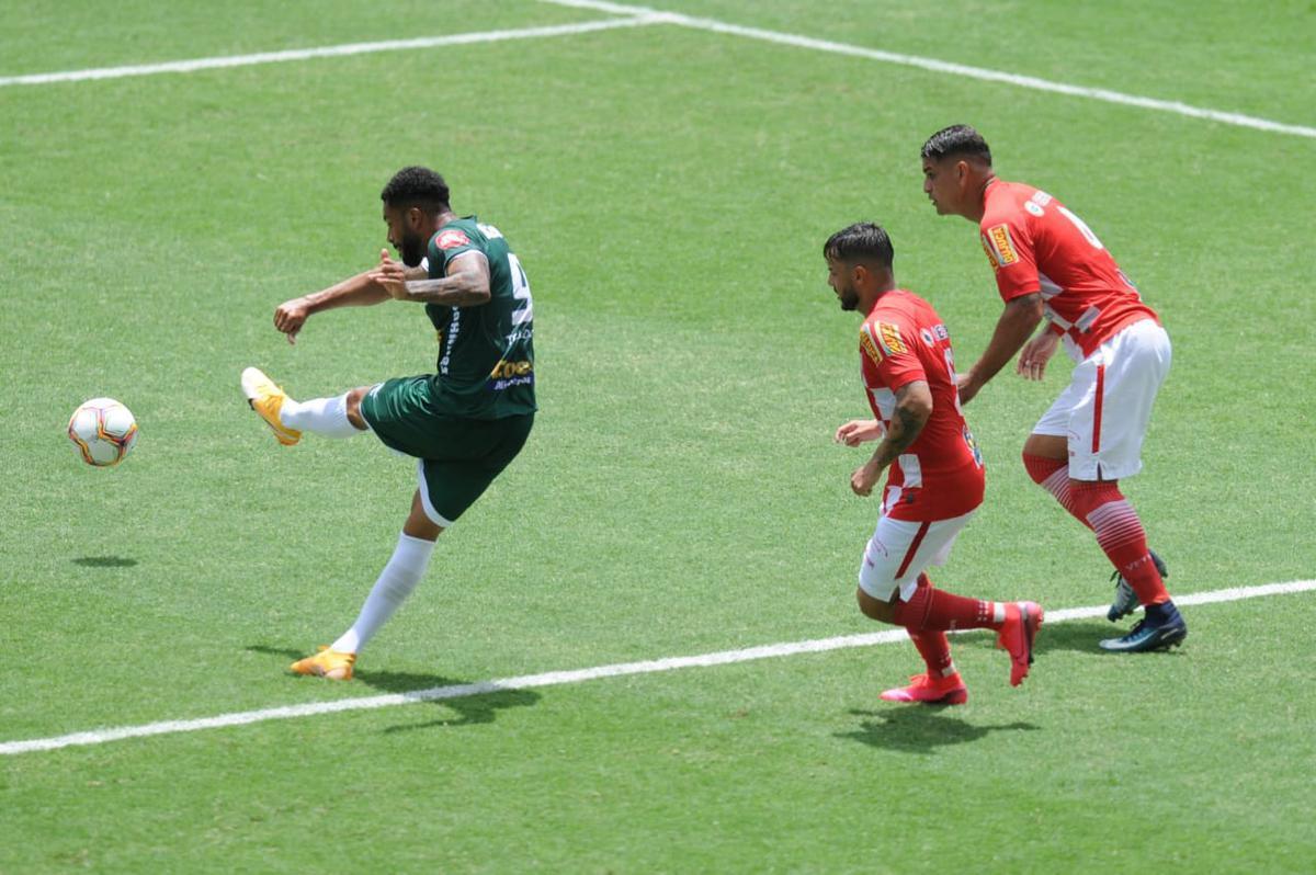 Fotos da vitria do Tombense sobre o Uberlndia pela final da Recopa Mineira