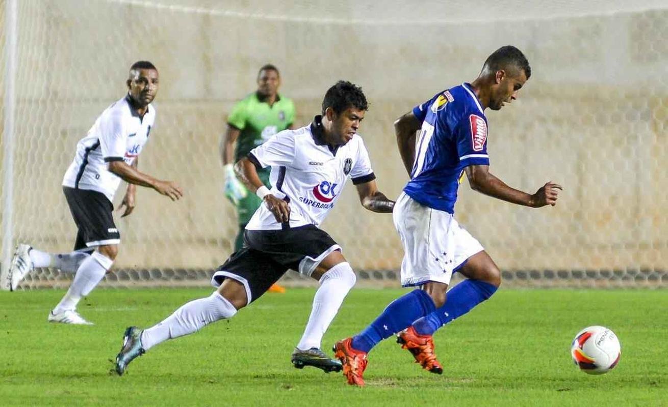 Fotos de Rio Branco x Cruzeiro, amistoso disputado na noite desta quarta-feira (20/01), em Cariacica-ES