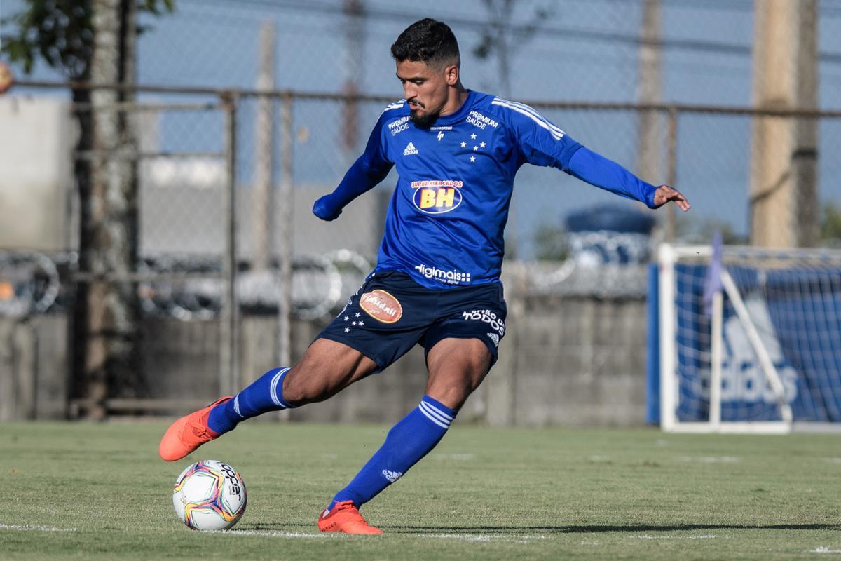 Cruzeiro treinou na tarde desta terça-feira (1/12), na Toca da Raposa II, e encerrou sua preparação para enfrentar o América, no Independência, pela 25ª rodada da Série B