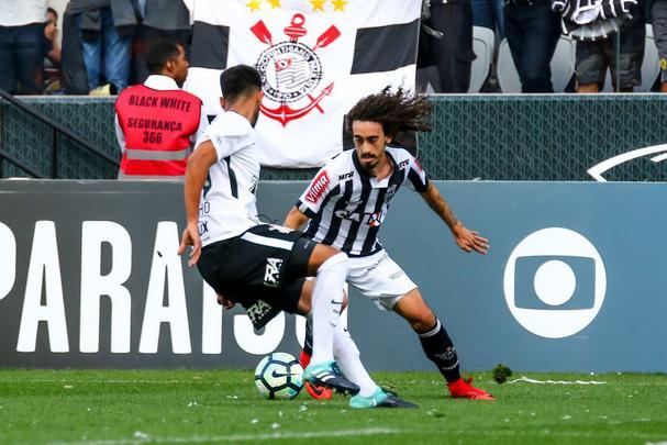 Galo empatou com Corinthians por 2 a 2, em Itaquera, e ficou mais distante da Copa Libertadores