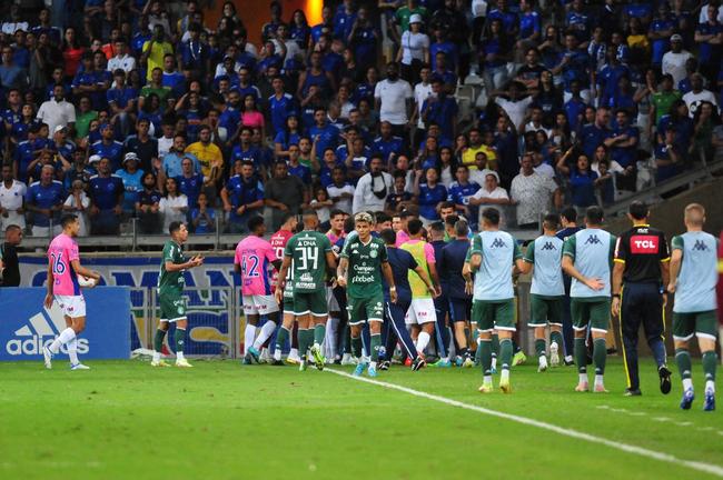 Fotos do jogo entre Cruzeiro e Guarani