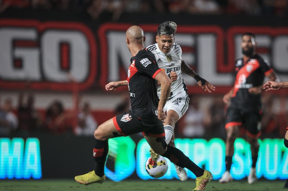 Atltico-GO x Atltico: veja fotos do jogo pelo Brasileiro