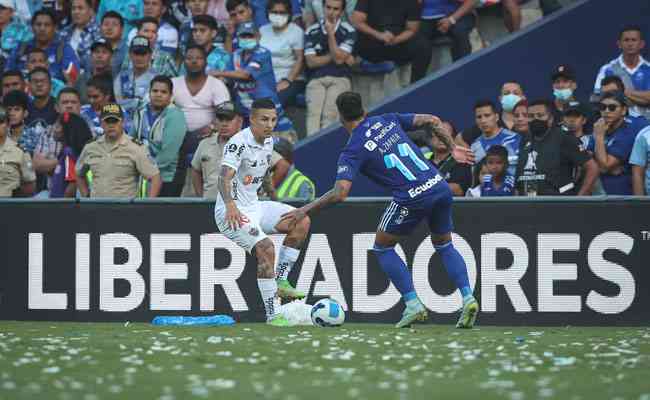Galo visitou o Emelec em jogo de ida das oitavas de final da Libertadores