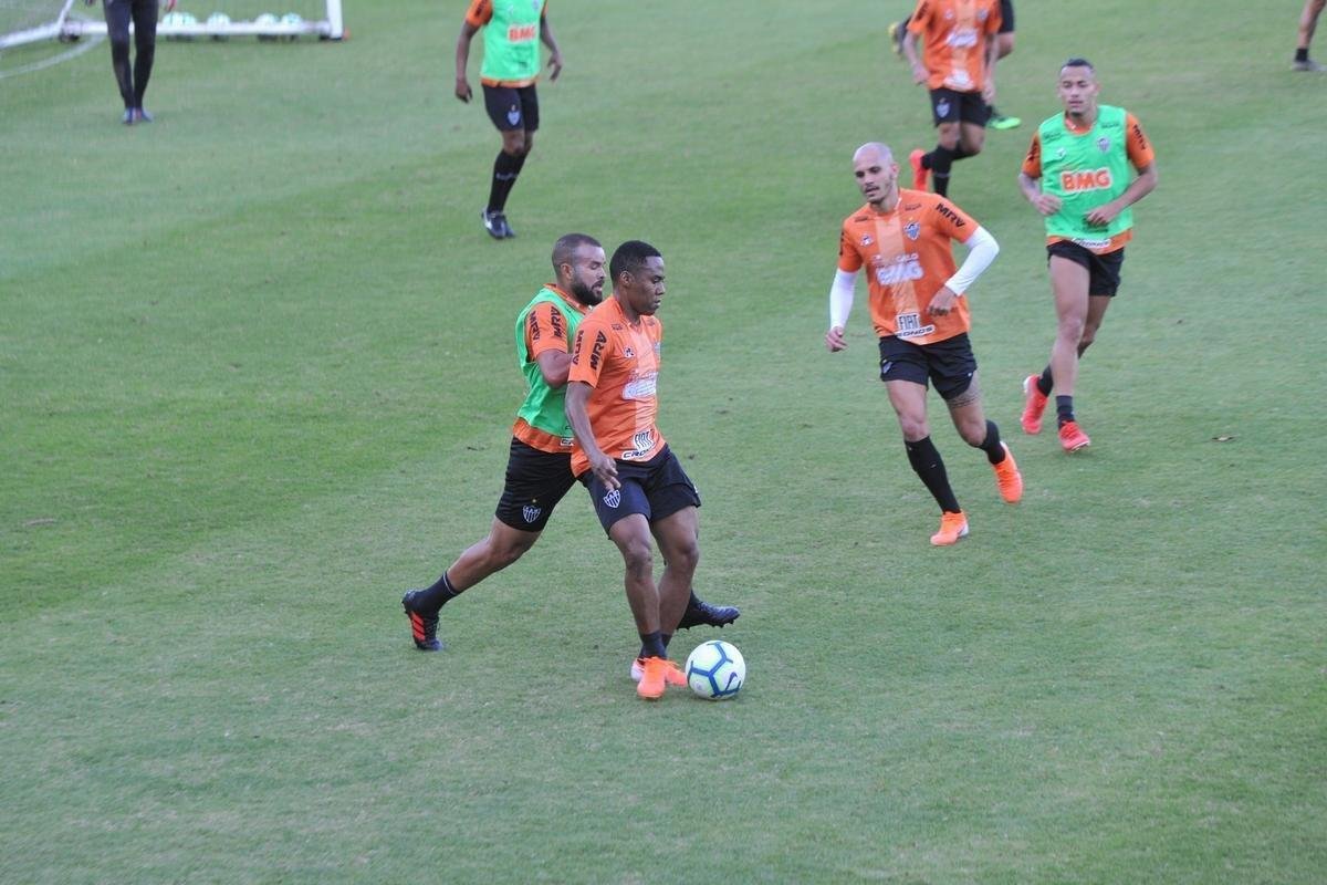 Atltico treinou nesta segunda-feira de olho no jogo contra o Cruzeiro