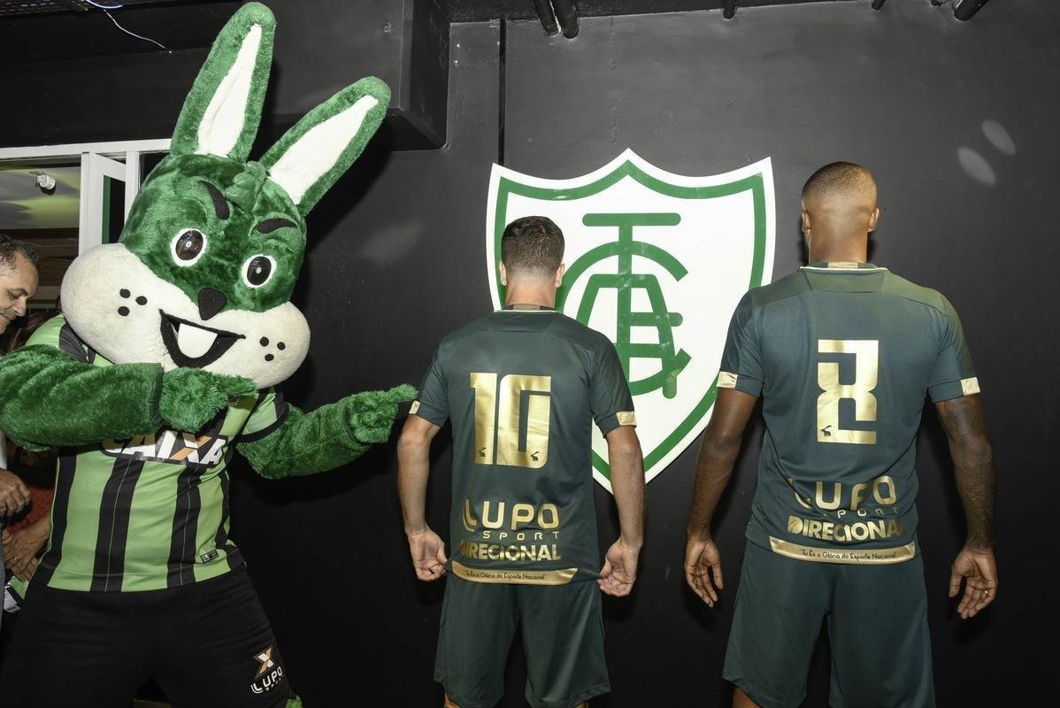 Amrica fez festa para o lanamento do seu terceiro uniforme