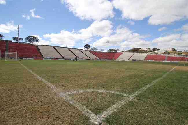 Respaldado pelo STJD, Cruzeiro jogar diante da Ponte Preta com pblico na Arena do Jacar