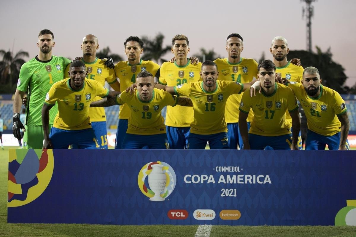 Fotos do jogo entre Brasil e Equador pela Copa Amrica