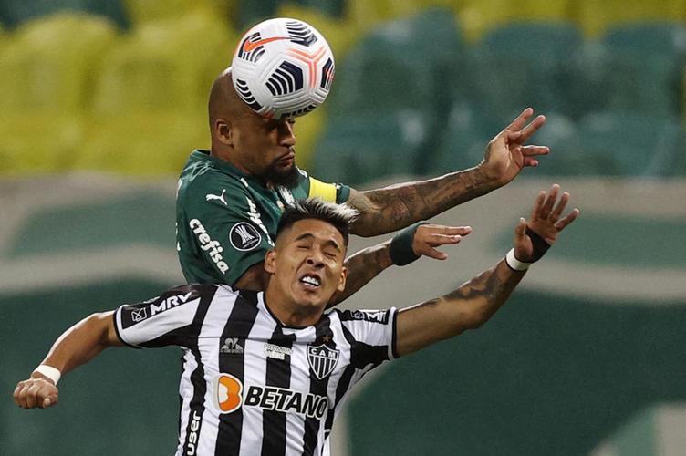 Fotos do jogo de ida da semifinal da Copa Libertadores de 2021, entre Palmeiras e Atltico, no Allianz Parque, em So Paulo