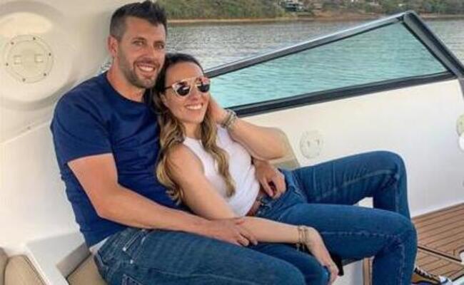 Paulo Pezzolano, ex-técnico do Cruzeiro, e a esposa Gabi García Galindo
