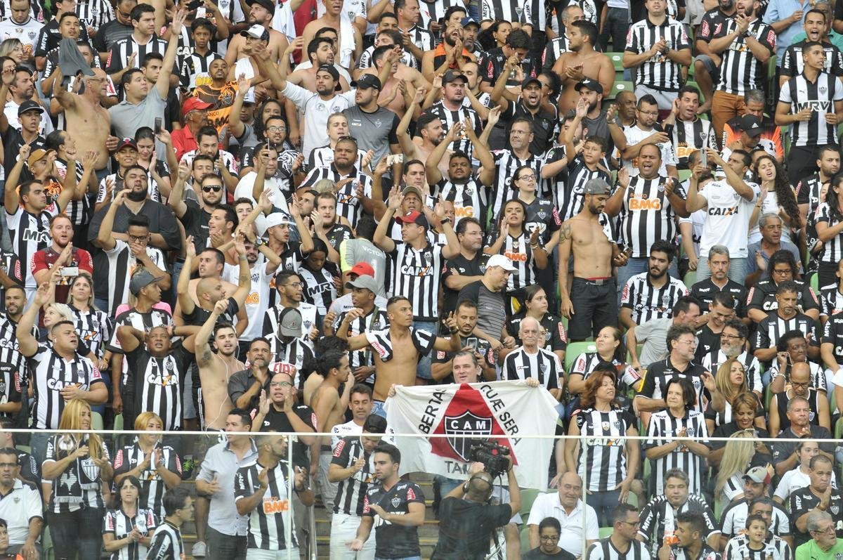 Torcida do Atltico compareceu em bom nmero ao Independncia para apoiar time diante do Danubio, pela Copa Libertadores
