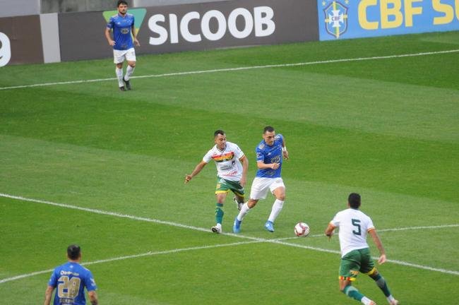 Fotos do duelo entre Cruzeiro e Sampaio Corra, no Independncia, em Belo Horizonte, pela 18 rodada da Srie B do Campeonato Brasileiro