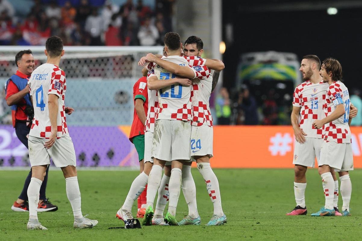 Festa e premiao dos jogadores da Crocia pela conquista do terceiro lugar na Copa do Mundo de 2022, no Catar. Time croata venceu o Marrocos por 2 a 1 neste sbado (17), no Estdio Internacional Khalifa, em Doha