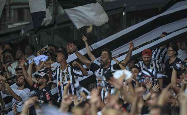 Torcedores do Atlético durante partida contra o Corinthians, pela 19ª rodada do Campeonato Brasileiro