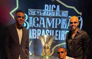 Jogadores do Atltico participam de festa em comemorao ao ttulo do Campeonato Brasileiro