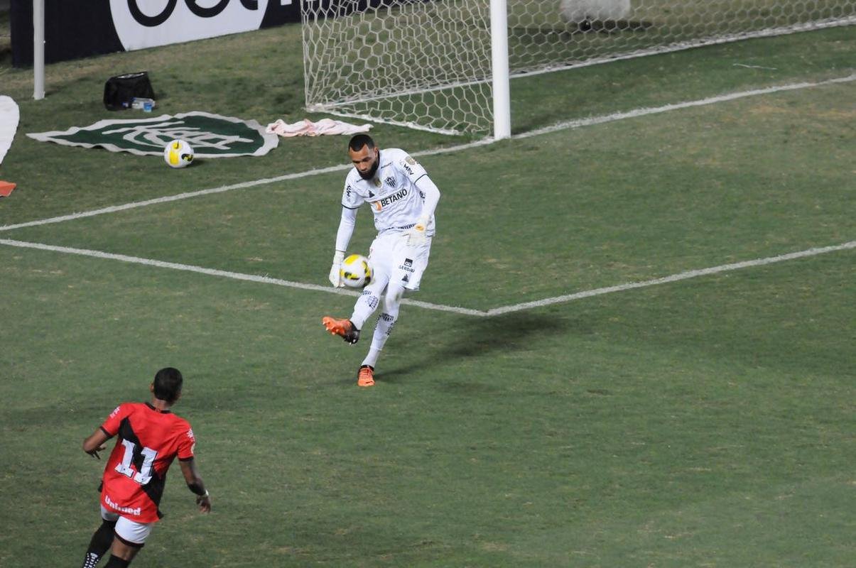 Fotos da vitria do Atltico por 2 a 0 sobre Atltico-GO pelo Campeonato Brasileiro