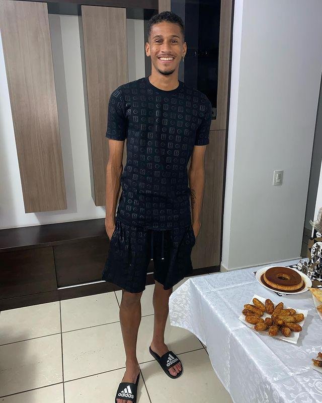 Adriano curtiu a famlia 