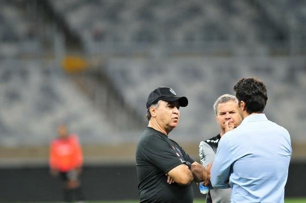 Imagens do treino do Atltico no Mineiro