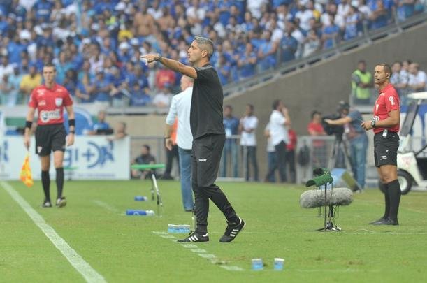 Fotos do primeiro clssico da final do Mineiro, entre Cruzeiro e Atltico, no Mineiro