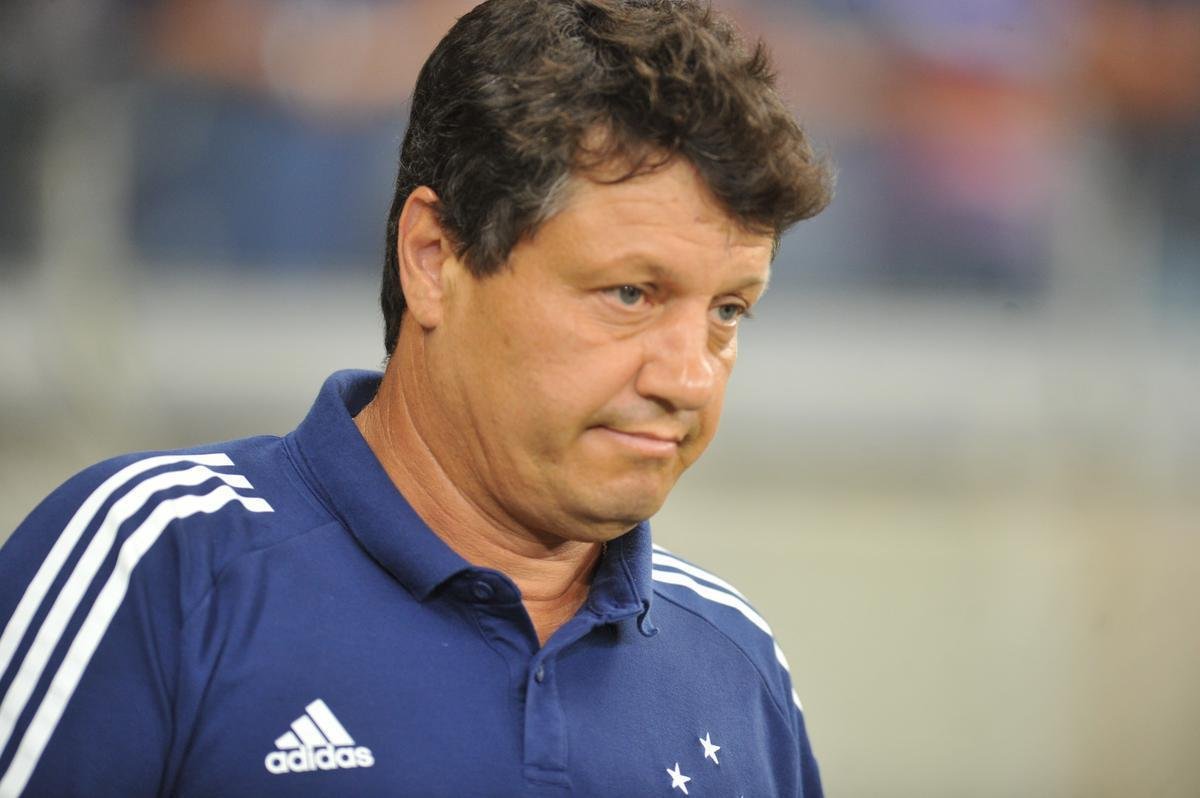 Cruzeiro enfrentou o CRB no Mineiro