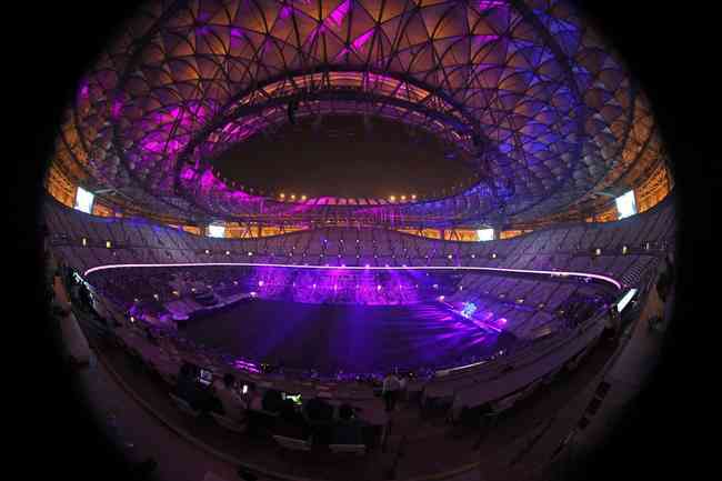 Fachada dourada marca estádio da final da Copa do Mundo do Catar - Casa e  Jardim