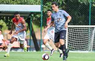 Com gols de Fred e Carlos Csar, Atltico vence jogo-treino contra Guarani de Divinpolis, na Cidade do Galo, por 2 a 0