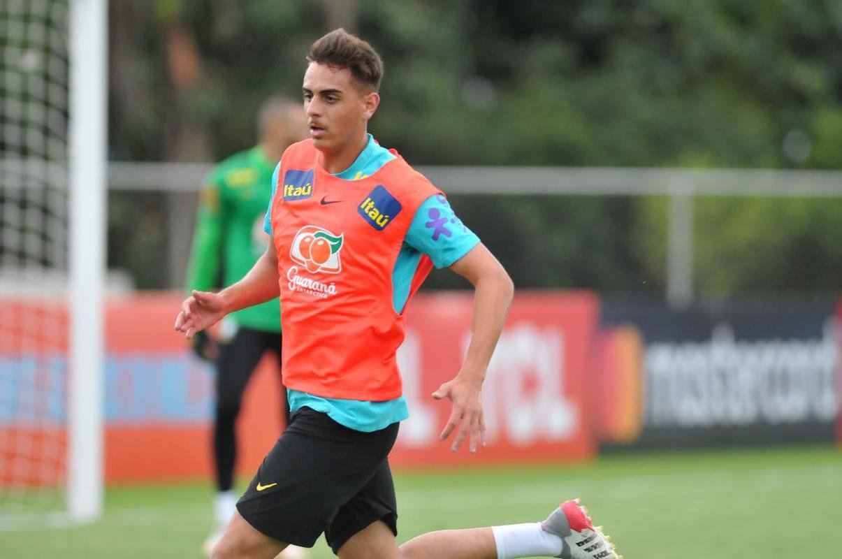 Seleo Brasileira realizou treinamento na tarde deste sbado (29/1) na Toca da Raposa II