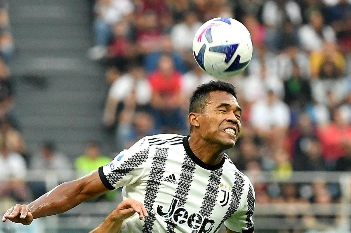 Alex Sandro, lateral-esquerdo da Juventus (Itlia) - contrato at 30/06/2023
