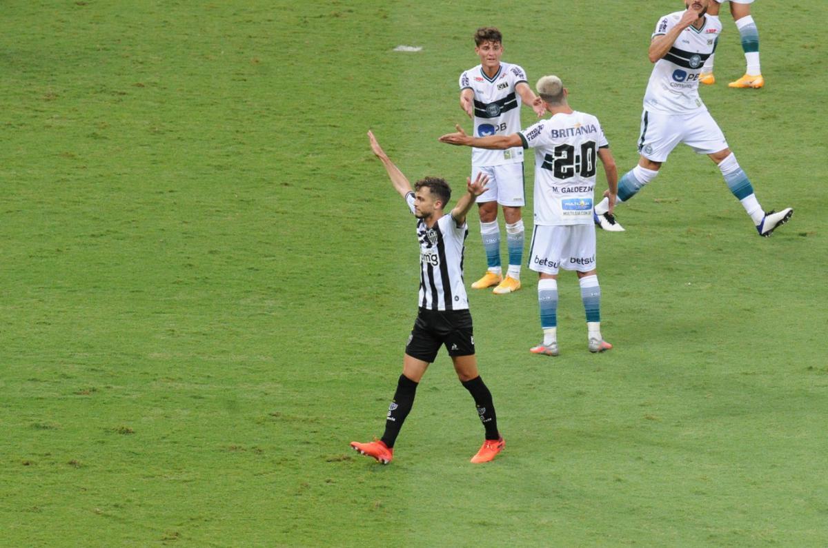 Imagens do jogo entre Atlético e Coritiba, pela 27ª rodada da Série A do Campeonato Brasileiro, no Mineirão