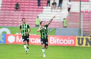 Fotos da partida entre Amrica e Atltico, no Independncia, pela 24 rodada do Campeonato Brasileiro