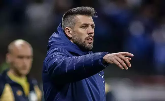 Paulo Pezzolano resolveu poupar alguns jogadores na partida deste sábado