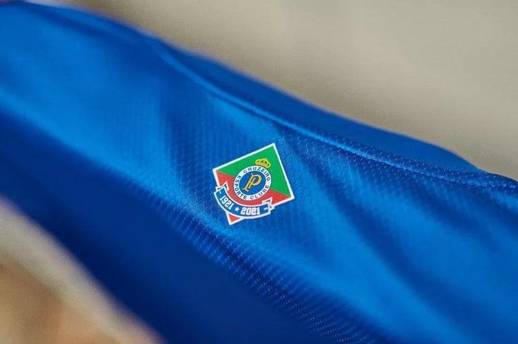 Escudo do Palestra Itália está presente na camisa