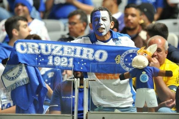 Torcida do Cruzeiro no duelo desta tera, no Mineiro, contra o Racing, pela Libertadores