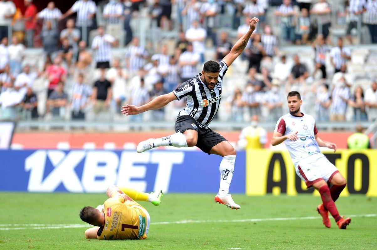 Fotos do jogo entre Atltico e Patrocinense, pelo Campeonato Mineiro