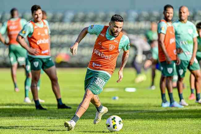 Neto Moura, do Cruzeiro, entra na mira de clubes do Brasil e do exterior -  Superesportes