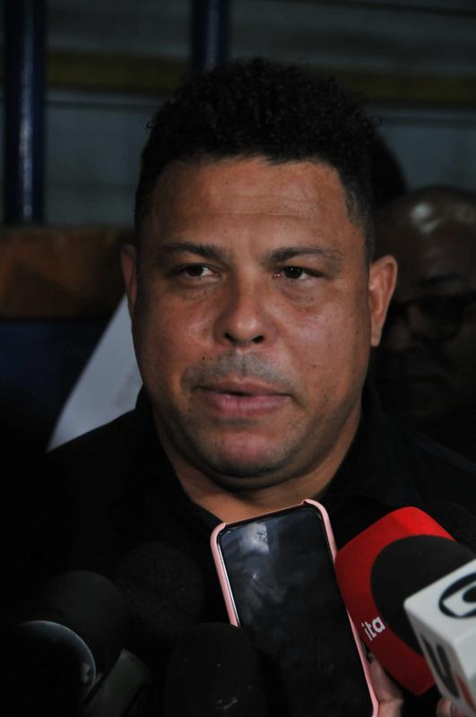 Ronaldo deu entrevista logo após ter sua proposta aprovada pelo Conselho do Cruzeiro