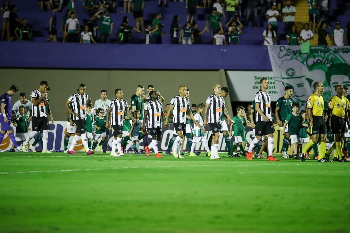 Fotos do duelo entre Gois e Atltico, no Serra Dourada, em Goinia, pela 12 rodada do Brasileiro