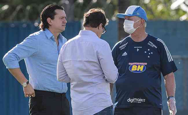 Segunda passagem de Luiz Felipe Scolari pelo Cruzeiro durou trs meses