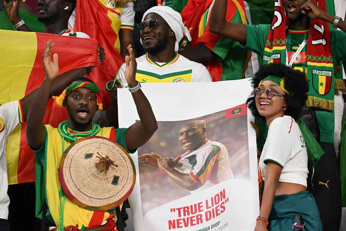 Equador e Senegal se enfrentaram no Khalifa International Stadium, pelo Grupo A da Copa do Mundo