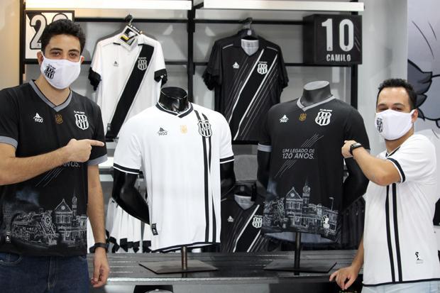 Em fevereiro, a Ponte Preta lanou a camisa 3 de goleiro, que foi criada por torcedores. O modelo custa R$ 209,90.